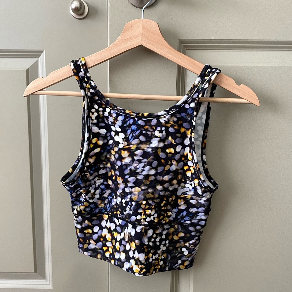 Lululemon power pivot tank